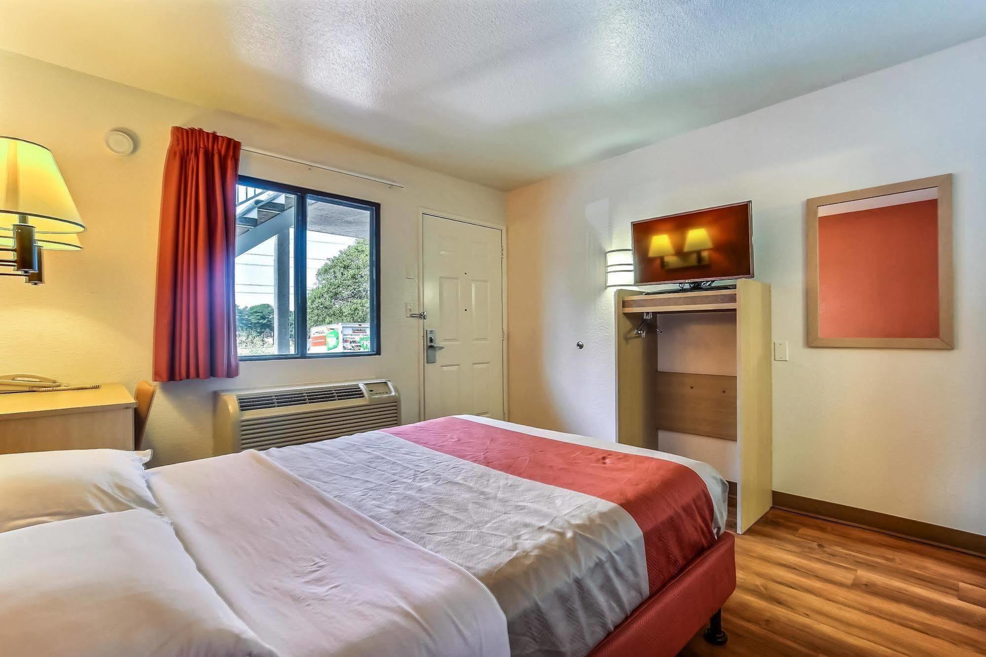 Motel 6-Pinole, CA Esterno foto